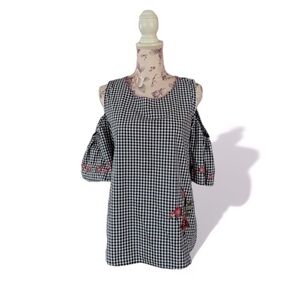 Cupio Gingham Cold Shoulder Blouse
